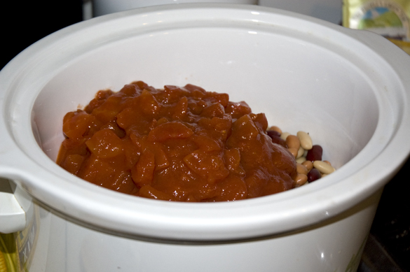 vegan chili in the crockpot
